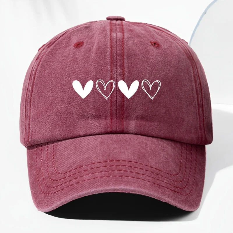 Unisex Retro Baseball Cap With Heart-Shaped Pattern