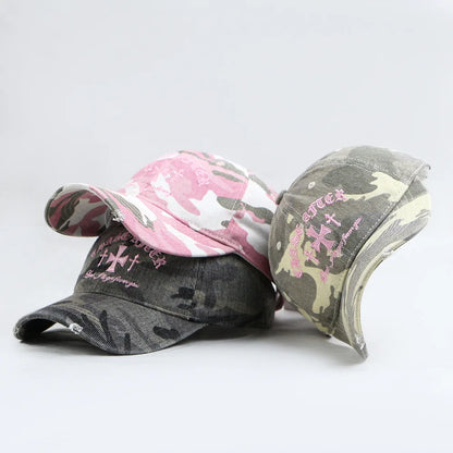 Fashionable And Retro Cross-Stitch Camouflage Baseball Cap