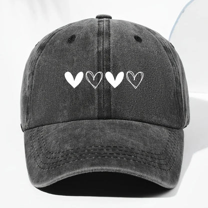 Unisex Retro Baseball Cap With Heart-Shaped Pattern