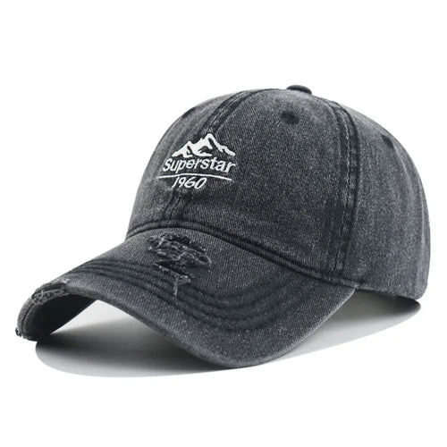 Korean Letters Mountain Embroidered Baseball Cap