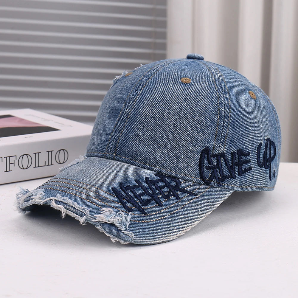 Fashionable New Arrival Embroidered Letter Baseball Cap
