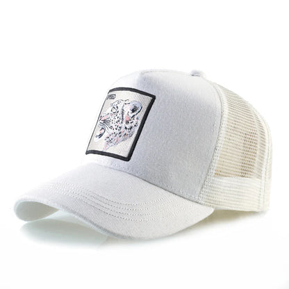 Fashion Trucker Caps With Embroidery Goat Patch
