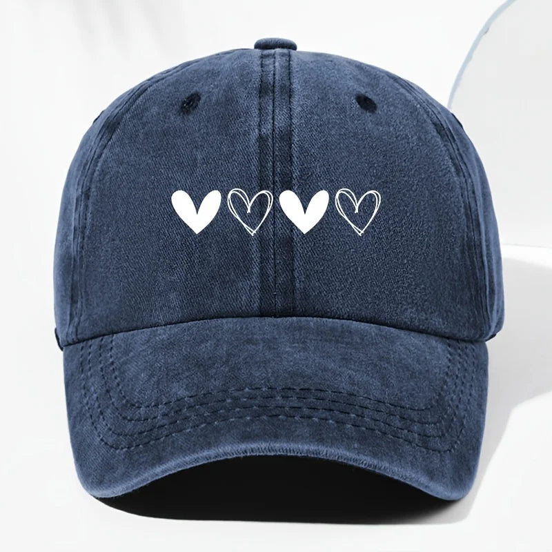 Unisex Retro Baseball Cap With Heart-Shaped Pattern