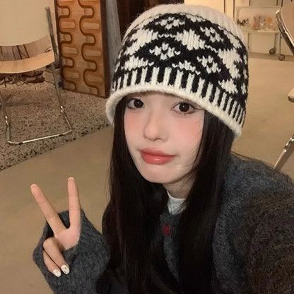 Winter Warm Knitted Hat for Women Retro Embroidered Wool Blend Bucket Hats