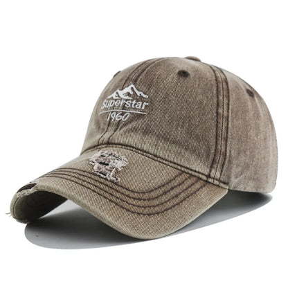 Korean Letters Mountain Embroidered Baseball Cap