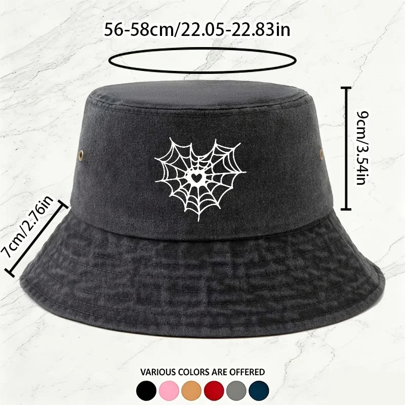 A Men'S Outdoor Heart-Shaped Spider Web Print Bucket Hat