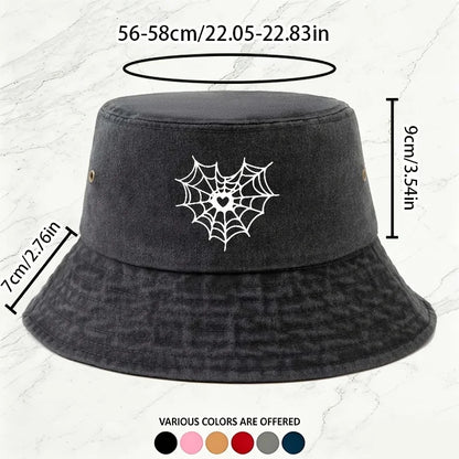 A Men'S Outdoor Heart-Shaped Spider Web Print Bucket Hat