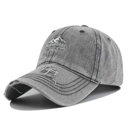 Korean Letters Mountain Embroidered Baseball Cap