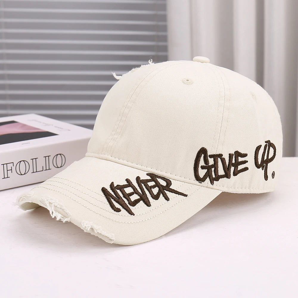 Fashionable New Arrival Embroidered Letter Baseball Cap