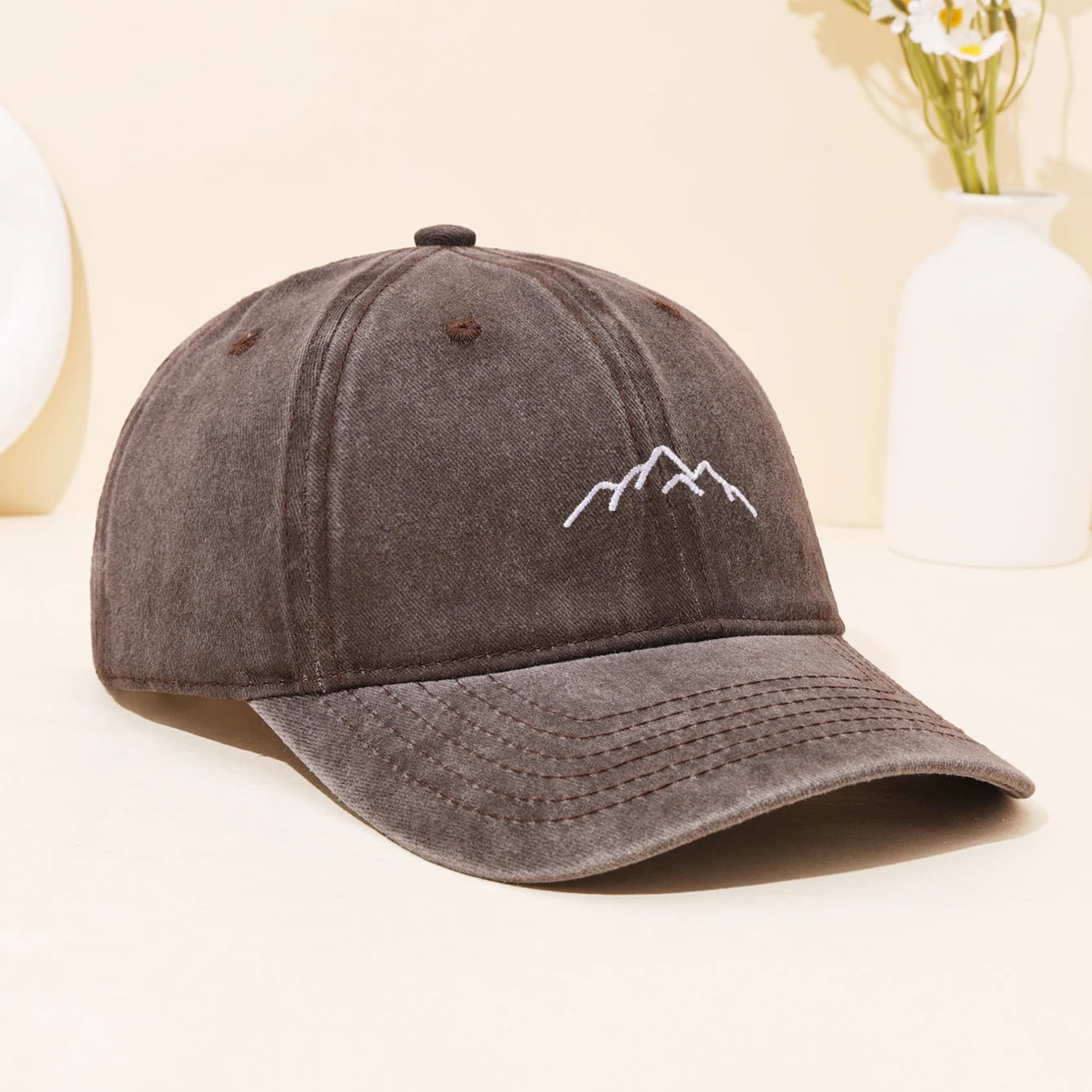 Fashionable Retro Washed Mountain Embroidered Duckbill Cap Baseball Cap For Sports