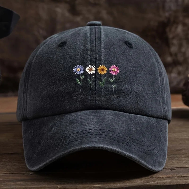 Stylish And Versatile Women's Duckbill Cap With Four-Color Floral Print