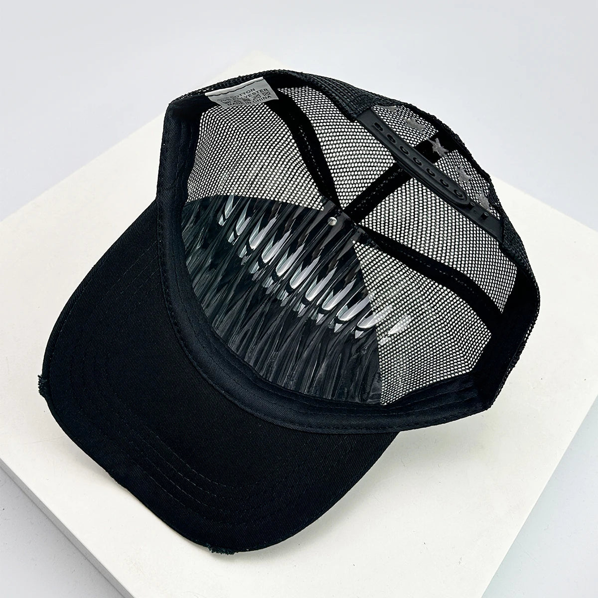 Broken Embroidered Five-pointed Star Baseball Hats
