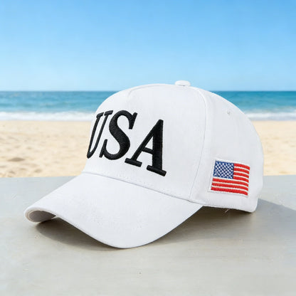 A Fashionable White American Baseball Hat