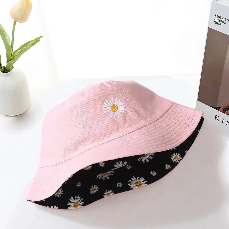 Small Daisy Flowers with Double-sided Bucket Hat Fisherman Hat