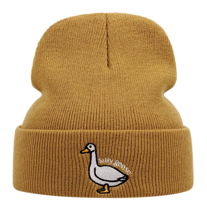 Cute Duck Embroidered Knitted Hat, Warm For Men and Women In Autumn And Winter
