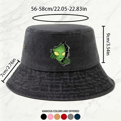A Men's Outdoor Alien Print Washed Bucket Hat