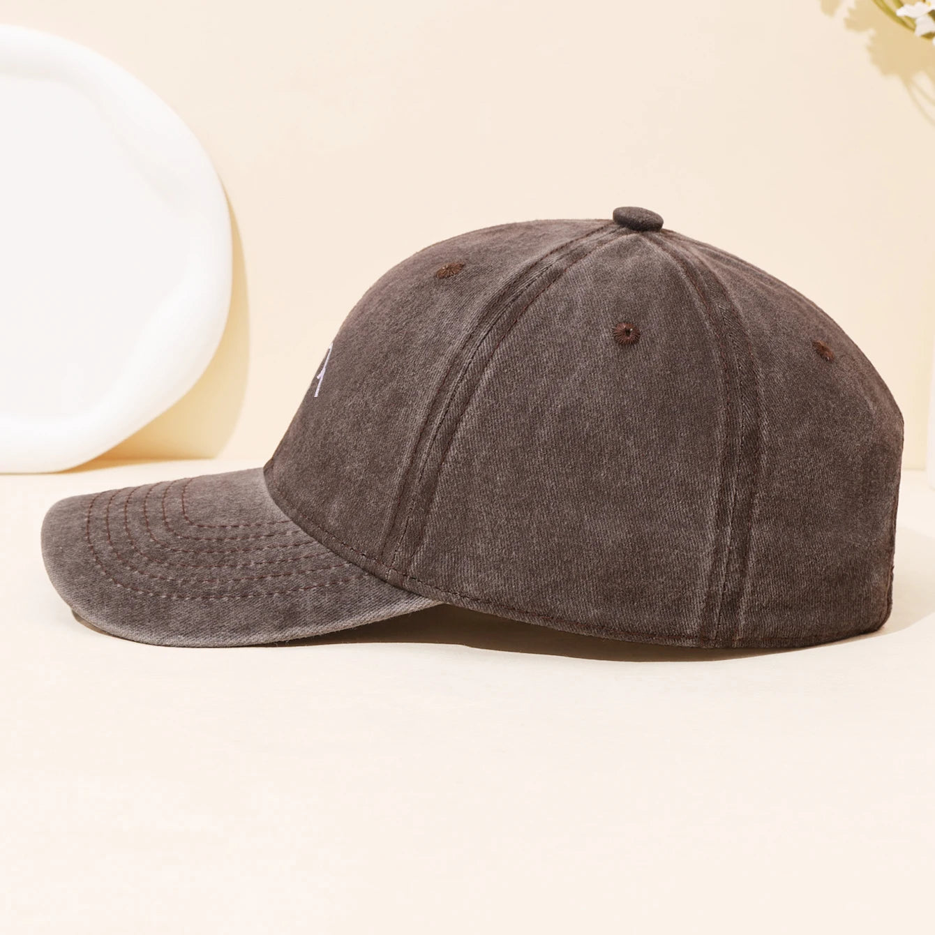 Fashionable Retro Washed Mountain Embroidered Duckbill Cap Baseball Cap For Sports