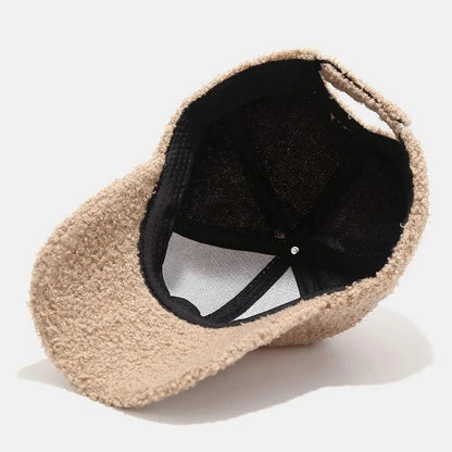 Women's Solid Color Winter Baseball Cap - Soft Lamb Wool
