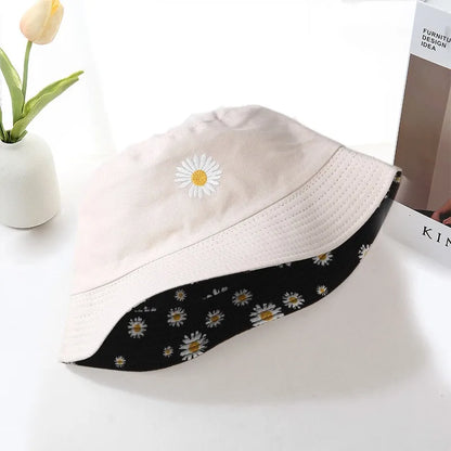 Small Daisy Flowers with Double-sided Bucket Hat Fisherman Hat