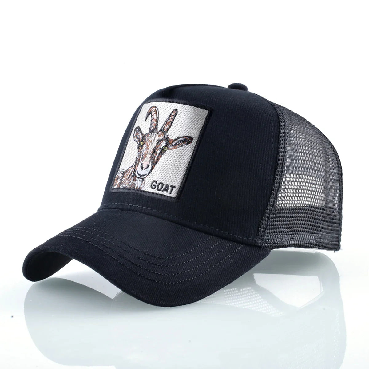 Fashion Trucker Caps With Embroidery Goat Patch