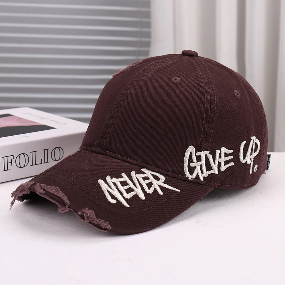 Fashionable New Arrival Embroidered Letter Baseball Cap