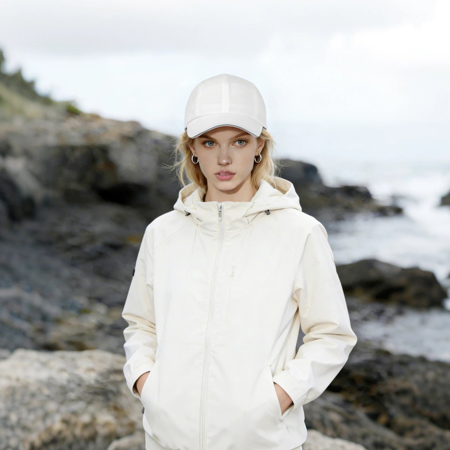 STRANCE Women's Baseball Cap With Reflective Strips