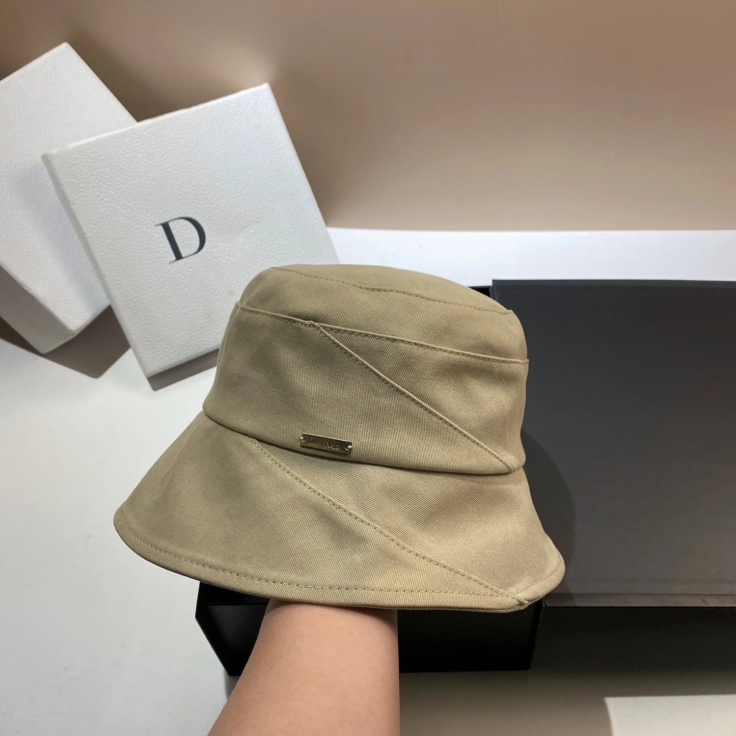 Simple Style Metal Logo Bucket Hats For Women