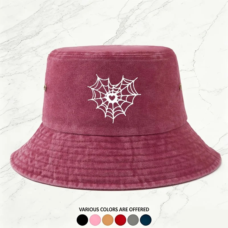 A Men'S Outdoor Heart-Shaped Spider Web Print Bucket Hat
