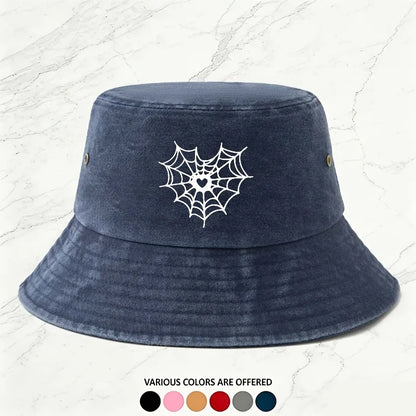 A Men'S Outdoor Heart-Shaped Spider Web Print Bucket Hat
